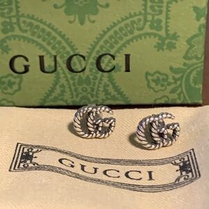 NWOT Authentic RARE Gucci Silver Rope-Style GG Logo Earrings